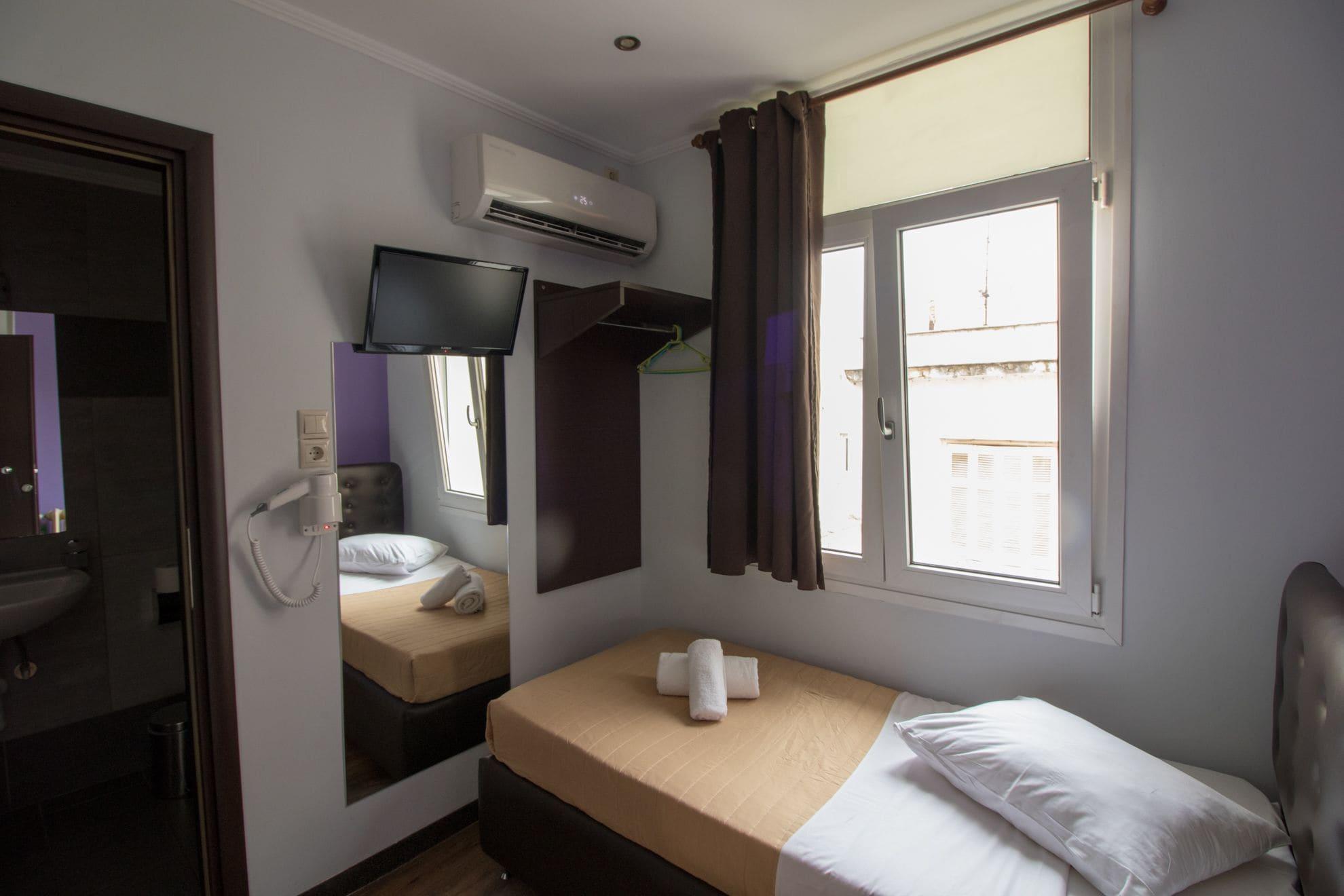 Cosmopolit Hotel 2*