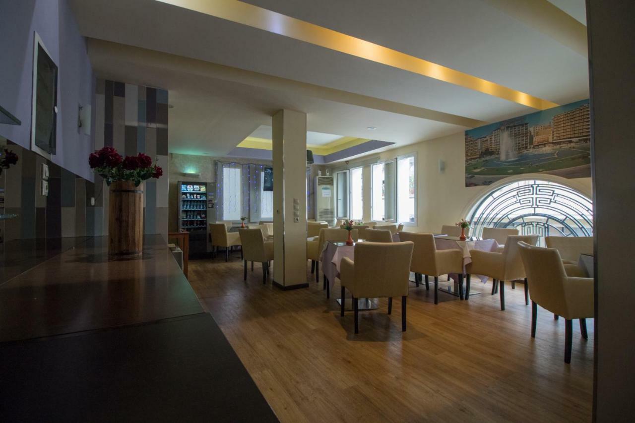 Hotel Cosmopolit 2*